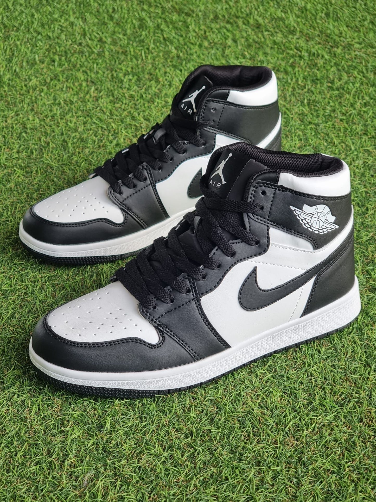 Jordan 1 Negras