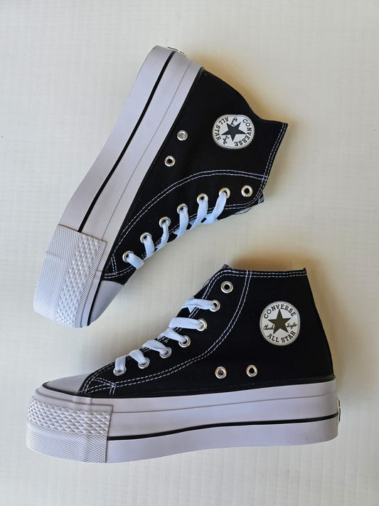 Converse bota